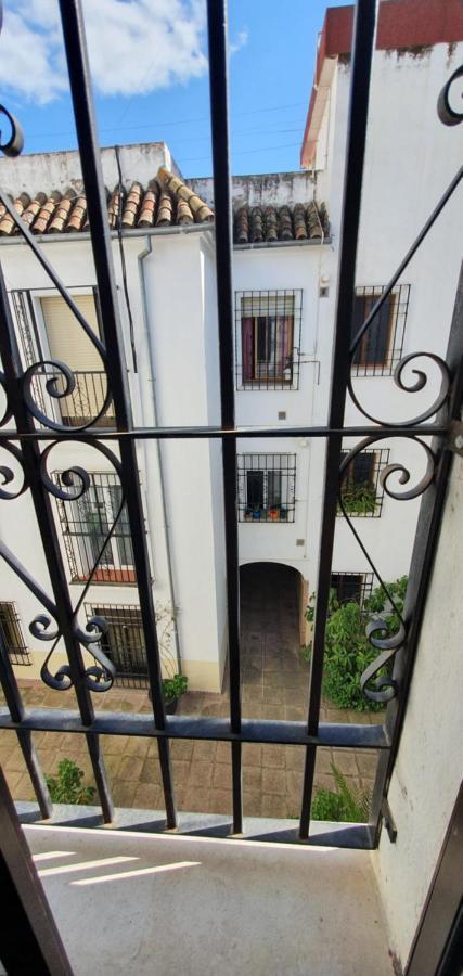 Apartamento Acogedor En Los Patios De San Basilio Кордова Екстер'єр фото